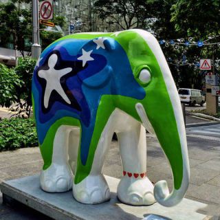玻璃鋼動物雕塑有什么意義？