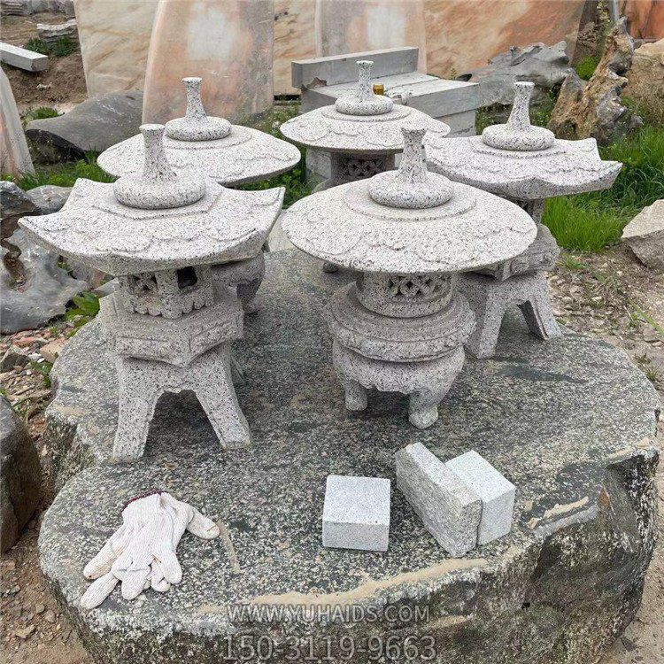 石燈，花崗巖仿古石雕燈雕塑