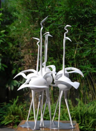 戶(hù)外景區(qū)創(chuàng)意玻璃鋼白色火烈鳥(niǎo)雕塑